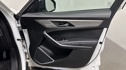 2022 (71) JAGUAR F-PACE 2.0 D200 R-Dynamic S 5dr Auto AWD 5581004