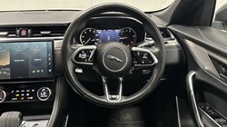 2022 (71) JAGUAR F-PACE 2.0 D200 R-Dynamic S 5dr Auto AWD 5581002