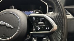 2022 (71) JAGUAR F-PACE 2.0 D200 R-Dynamic S 5dr Auto AWD 5581011