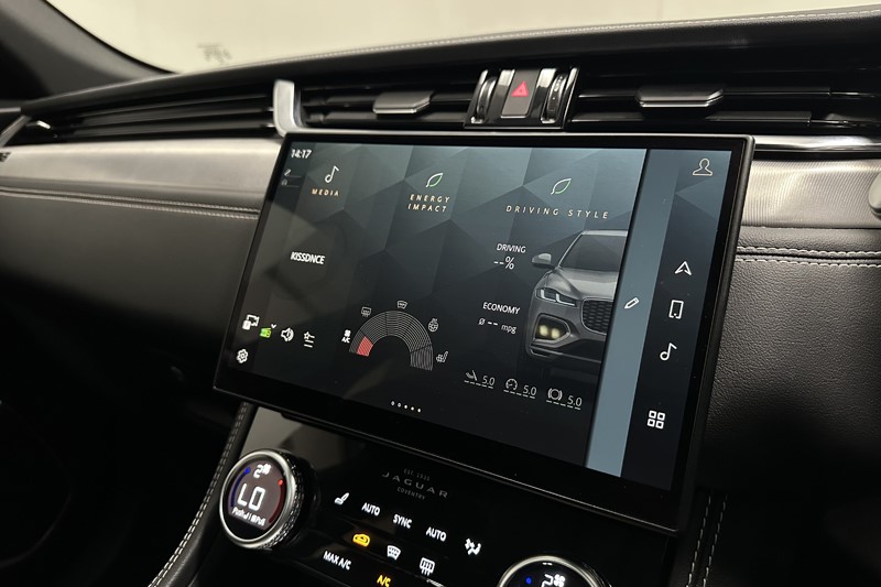 2022 (71) JAGUAR F-PACE 2.0 D200 R-Dynamic S 5dr Auto AWD 5581018