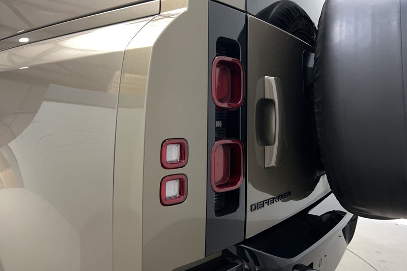 2024 (74) LAND ROVER COMMERCIAL DEFENDER 3.0 D350 Hard Top X-Dynamic HSE Auto 5566264
