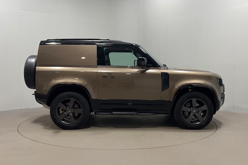 2024 (74) LAND ROVER COMMERCIAL DEFENDER 3.0 D350 Hard Top X-Dynamic HSE Auto 5566227
