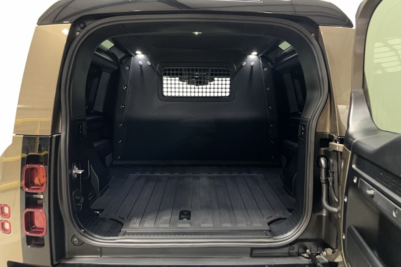 2024 (74) LAND ROVER COMMERCIAL DEFENDER 3.0 D350 Hard Top X-Dynamic HSE Auto 5566232