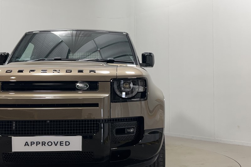 2024 (74) LAND ROVER COMMERCIAL DEFENDER 3.0 D350 Hard Top X-Dynamic HSE Auto 5566273