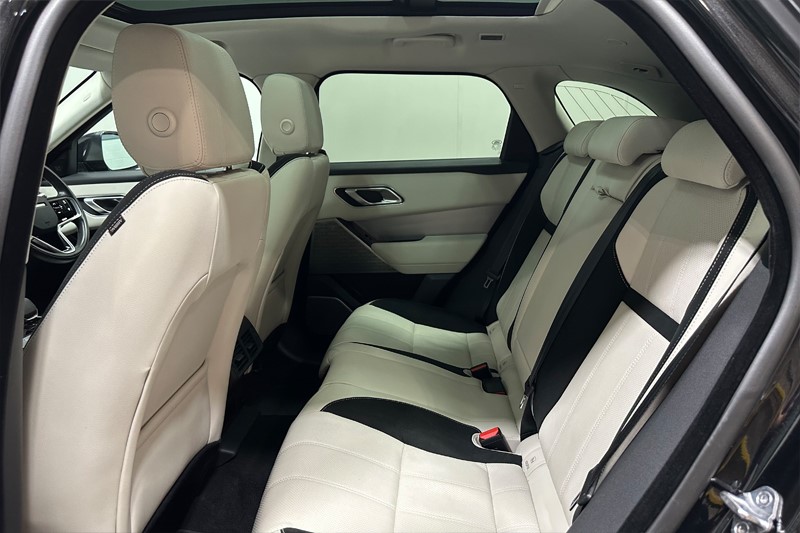 2022 (22) LAND ROVER RANGE ROVER VELAR 2.0 D200 Edition 5dr Auto 5570941