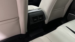 2022 (22) LAND ROVER RANGE ROVER VELAR 2.0 D200 Edition 5dr Auto 5570980