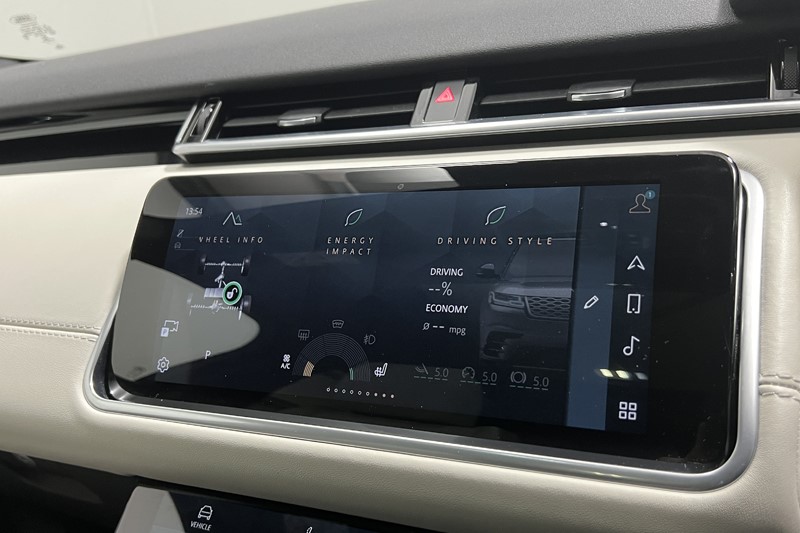 2022 (22) LAND ROVER RANGE ROVER VELAR 2.0 P400e R-Dynamic HSE 5dr Auto 5575541