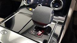 2022 (22) LAND ROVER RANGE ROVER VELAR 2.0 D200 R-Dynamic SE 5dr Auto 5575960