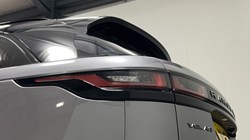 2022 (22) LAND ROVER RANGE ROVER VELAR 2.0 D200 R-Dynamic SE 5dr Auto 5575984