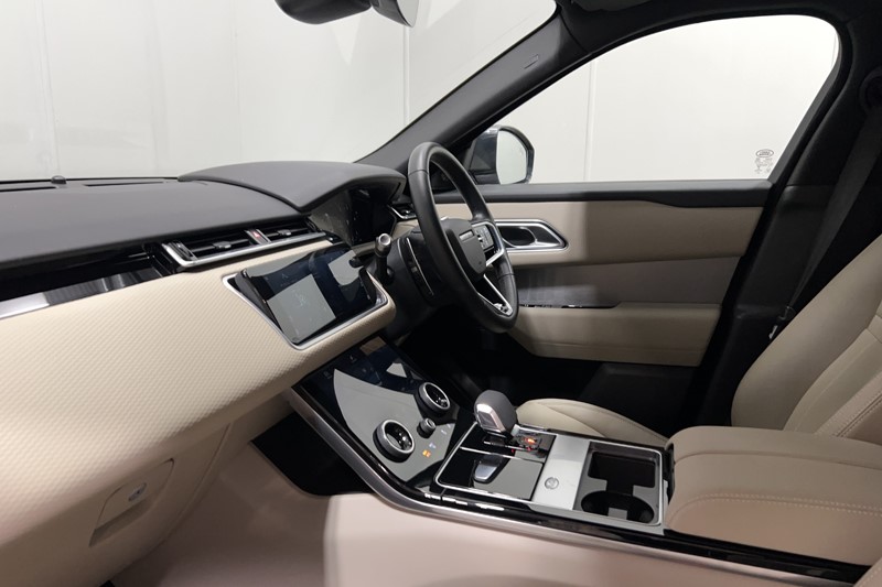 2022 (22) LAND ROVER RANGE ROVER VELAR 2.0 D200 R-Dynamic SE 5dr Auto 5575974