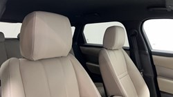 2022 (22) LAND ROVER RANGE ROVER VELAR 2.0 D200 R-Dynamic SE 5dr Auto 5575955