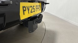 2025 (25) LAND ROVER COMMERCIAL DEFENDER 3.0 D250 Hard Top X-Dynamic SE Auto 5550871