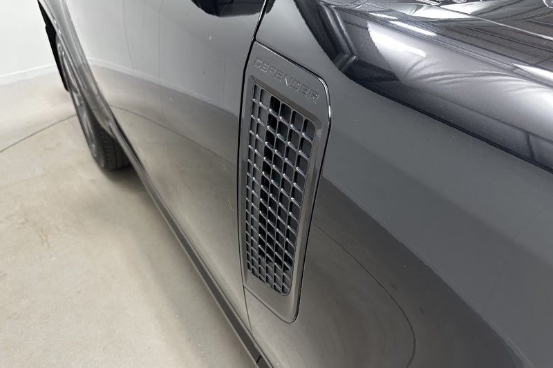 2025 (25) LAND ROVER COMMERCIAL DEFENDER 3.0 D250 Hard Top X-Dynamic SE Auto 5550876