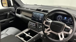 2025 (25) LAND ROVER COMMERCIAL DEFENDER 3.0 D250 Hard Top X-Dynamic SE Auto 5550843