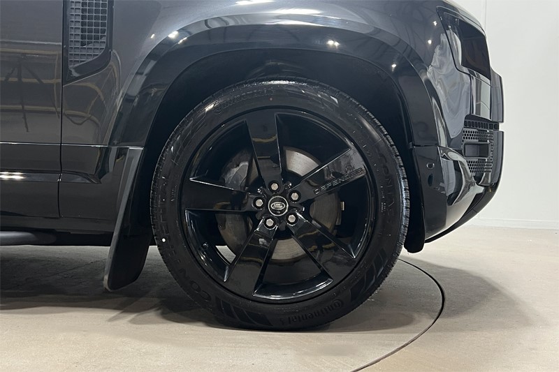 2023 (23) LAND ROVER DEFENDER 3.0 D250 X-Dynamic HSE 110 5dr Auto 5608242