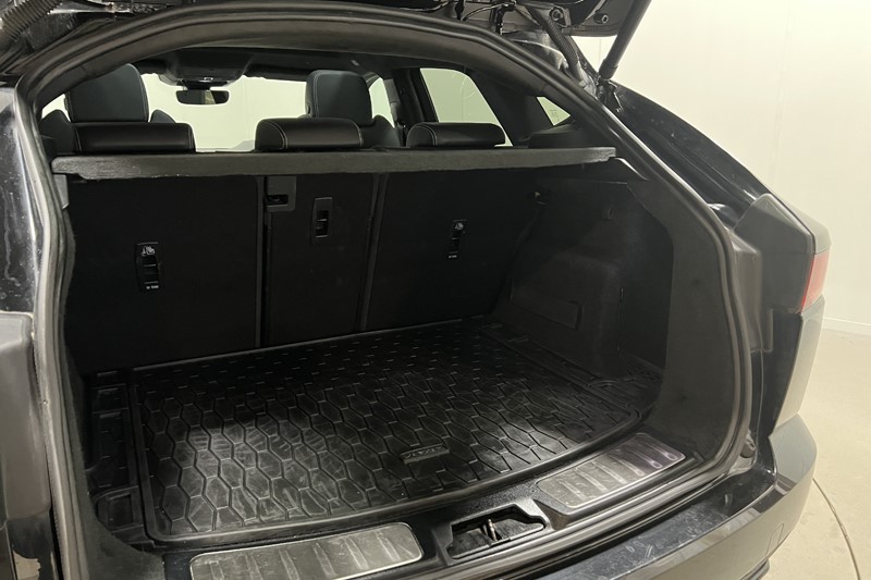2021 (21) JAGUAR E-PACE 2.0 D200 R-Dynamic SE 5dr Auto 5559349