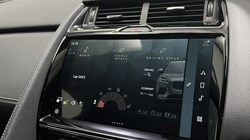 2021 (21) JAGUAR E-PACE 2.0 D200 R-Dynamic SE 5dr Auto 5559340