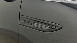 2021 (21) JAGUAR E-PACE 2.0 D200 R-Dynamic SE 5dr Auto 5559356