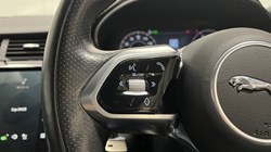2021 (21) JAGUAR E-PACE 2.0 D200 R-Dynamic SE 5dr Auto 5559332