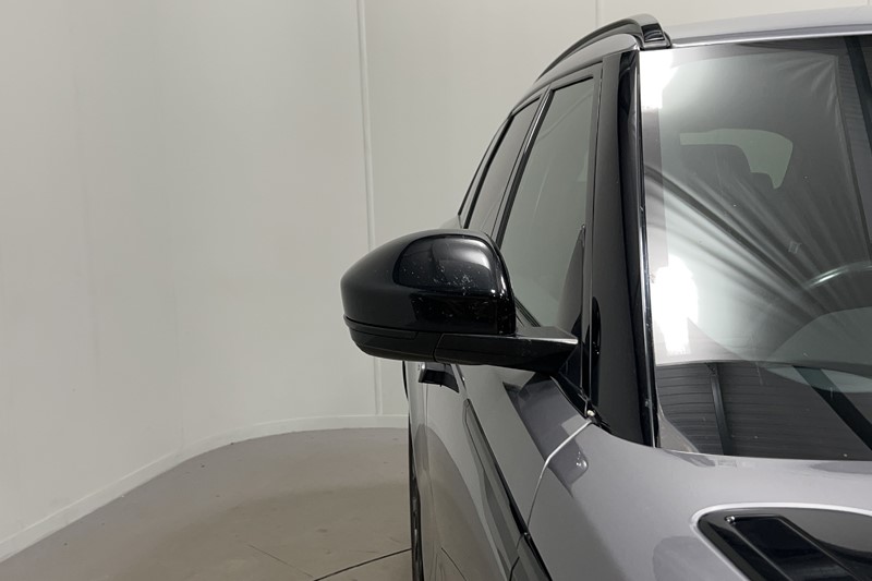 2021 (21) LAND ROVER RANGE ROVER VELAR 2.0 D200 R-Dynamic SE 5dr Auto 5567671