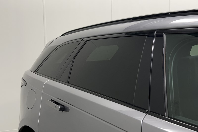 2021 (21) LAND ROVER RANGE ROVER VELAR 2.0 D200 R-Dynamic SE 5dr Auto 5567669