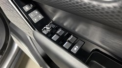 2021 (21) LAND ROVER RANGE ROVER VELAR 2.0 D200 R-Dynamic SE 5dr Auto 5567632