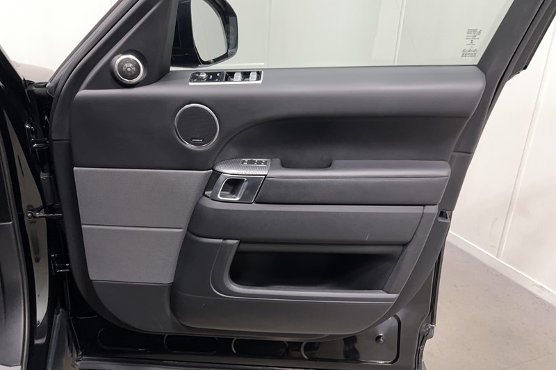 2021 (21) LAND ROVER RANGE ROVER SPORT 3.0 D300 HSE Dynamic 5dr Auto 5568714