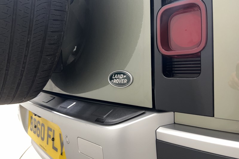 2021 (71) LAND ROVER COMMERCIAL DEFENDER 3.0 D200 Hard Top Auto 5559459