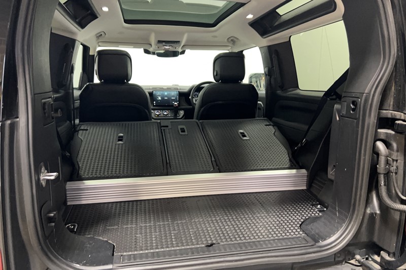 2023 (23) LAND ROVER DEFENDER 3.0 D250 HSE 90 3dr Auto 5568988