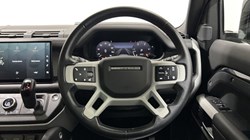2023 (23) LAND ROVER DEFENDER 3.0 D250 HSE 90 3dr Auto 5568958