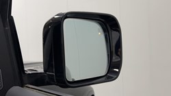 2023 (23) LAND ROVER DEFENDER 3.0 D250 HSE 90 3dr Auto 5568963