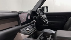 2023 (23) LAND ROVER DEFENDER 3.0 D250 HSE 90 3dr Auto 5568982