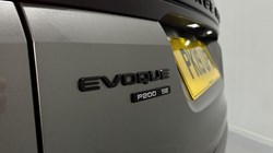 2019 (19) LAND ROVER RANGE ROVER EVOQUE 2.0 P200 R-Dynamic SE 5dr Auto 5572258