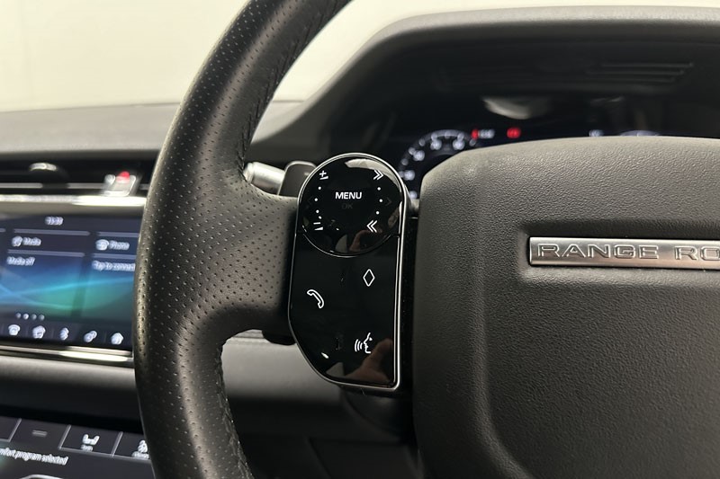 2019 (19) LAND ROVER RANGE ROVER EVOQUE 2.0 P200 R-Dynamic SE 5dr Auto 5572232