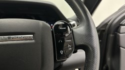 2019 (19) LAND ROVER RANGE ROVER EVOQUE 2.0 P200 R-Dynamic SE 5dr Auto 5572233