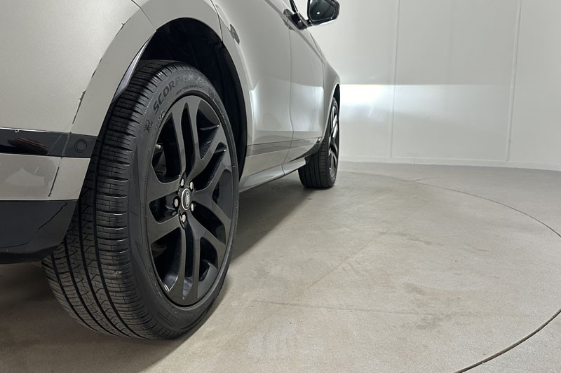 2019 (19) LAND ROVER RANGE ROVER EVOQUE 2.0 P200 R-Dynamic SE 5dr Auto 5572261