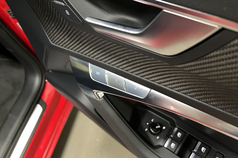 2022 (22) AUDI A6 40 TFSI Black Edition 4dr S Tronic 5567202
