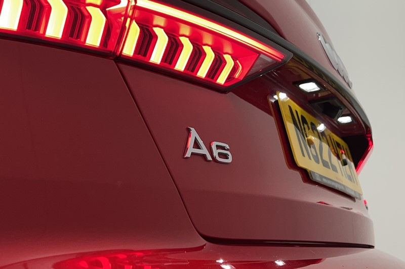 2022 (22) AUDI A6 40 TFSI Black Edition 4dr S Tronic 5567236