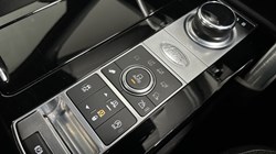 2020 (20) LAND ROVER DISCOVERY 3.0 SD6 HSE Luxury 5dr Auto 5571159