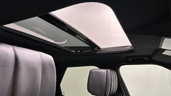 2020 (20) LAND ROVER DISCOVERY 3.0 SD6 HSE Luxury 5dr Auto 5571154