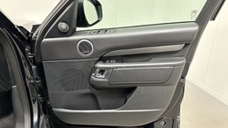 2020 (20) LAND ROVER DISCOVERY 3.0 SD6 HSE Luxury 5dr Auto 5571144