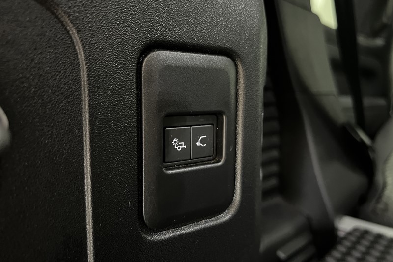 2023 (73) LAND ROVER DEFENDER 3.0 D250 X-Dynamic HSE 90 3dr Auto 5575716
