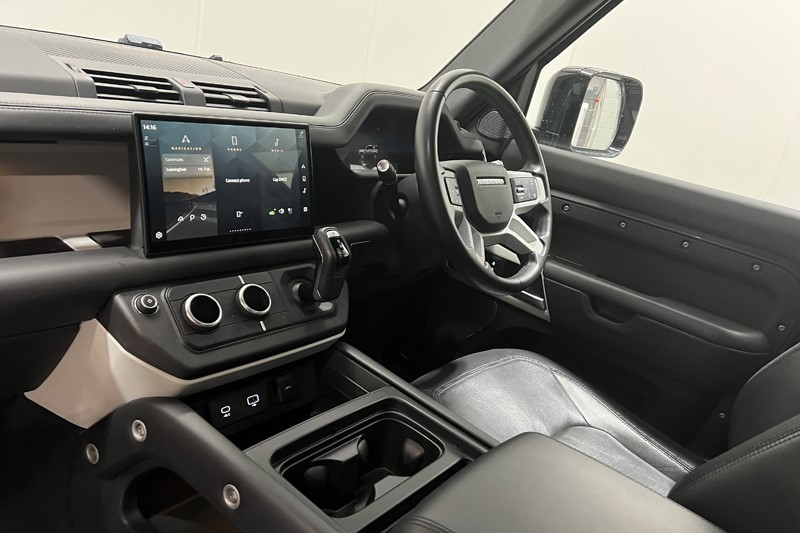 2023 (73) LAND ROVER DEFENDER 3.0 D250 X-Dynamic HSE 90 3dr Auto 5575710