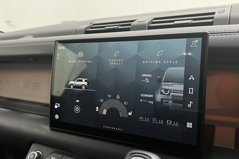 2023 (73) LAND ROVER DEFENDER 3.0 D250 X-Dynamic HSE 90 3dr Auto 5575704
