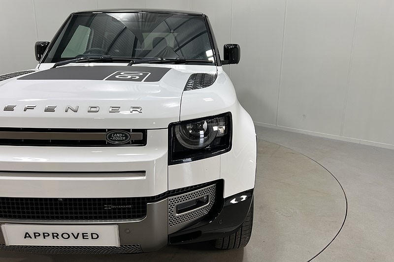 2023 (23) LAND ROVER DEFENDER 3.0 D250 X-Dynamic SE 90 3dr Auto 5572756