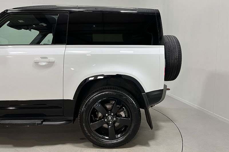 2023 (23) LAND ROVER DEFENDER 3.0 D250 X-Dynamic SE 90 3dr Auto 5572747