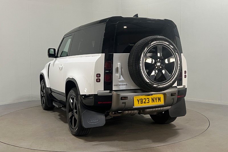 2023 (23) LAND ROVER DEFENDER 3.0 D250 X-Dynamic SE 90 3dr Auto 5572703