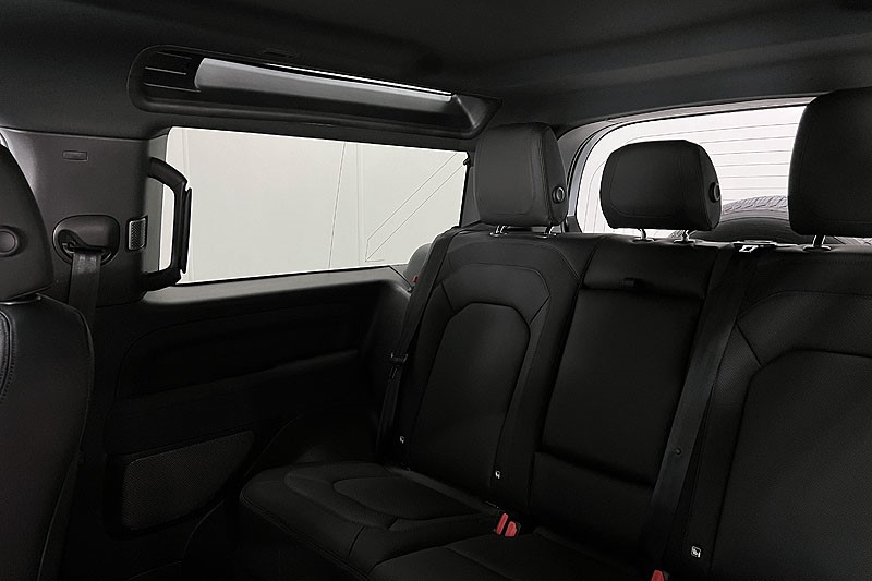 2023 (23) LAND ROVER DEFENDER 3.0 D250 X-Dynamic SE 90 3dr Auto 5572741