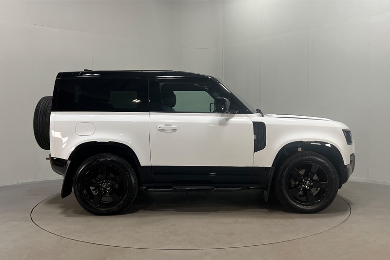 2023 (23) LAND ROVER DEFENDER 3.0 D250 X-Dynamic SE 90 3dr Auto 5572706