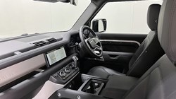 2023 (23) LAND ROVER DEFENDER 3.0 D250 X-Dynamic SE 90 3dr Auto 5572736